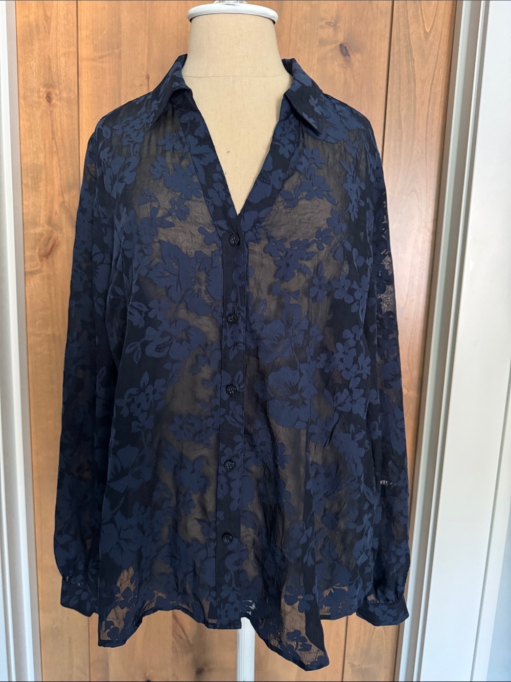 Chico's Blue floral Sheer Button Down Blouse Womens 1/M Whimsy goth layering